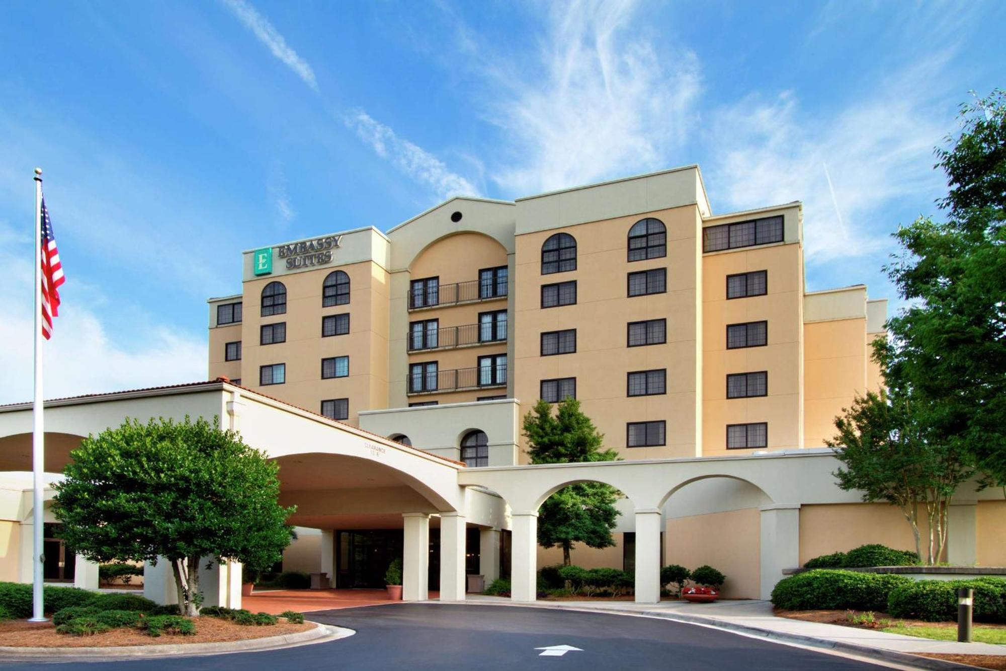 Embassy Suites By Hilton Greensboro Airport Exterior foto